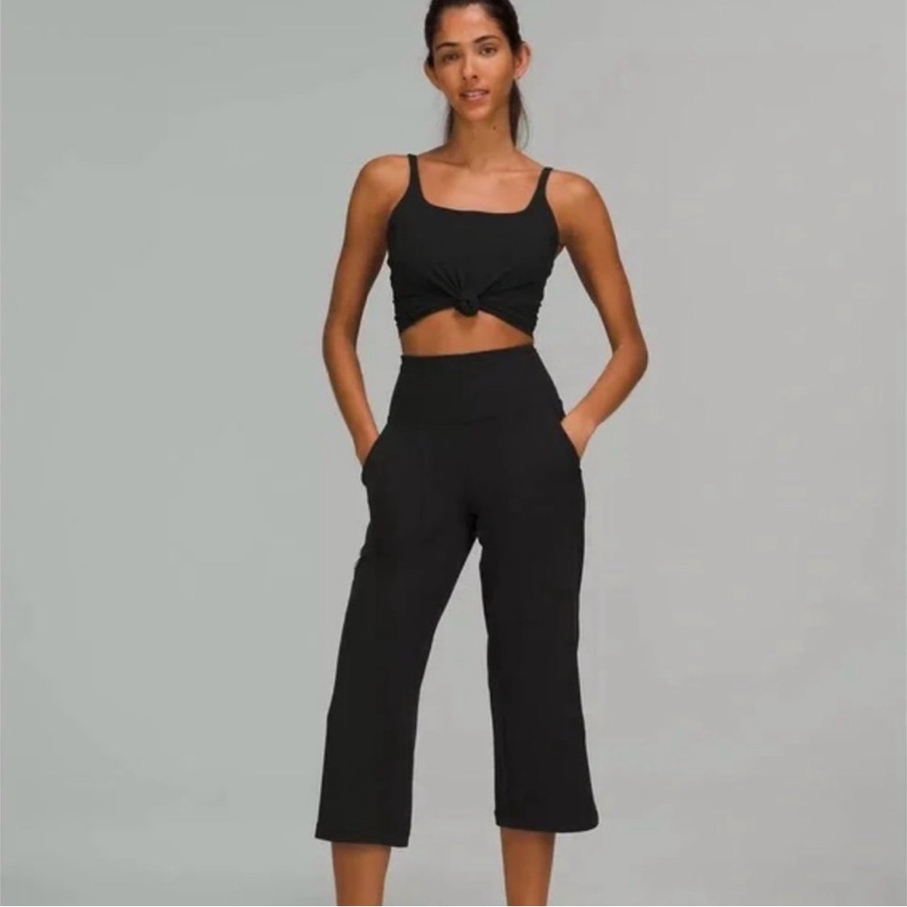 Lululemon Women’s Align Black High-Rise Wide-Leg Cropped Pants